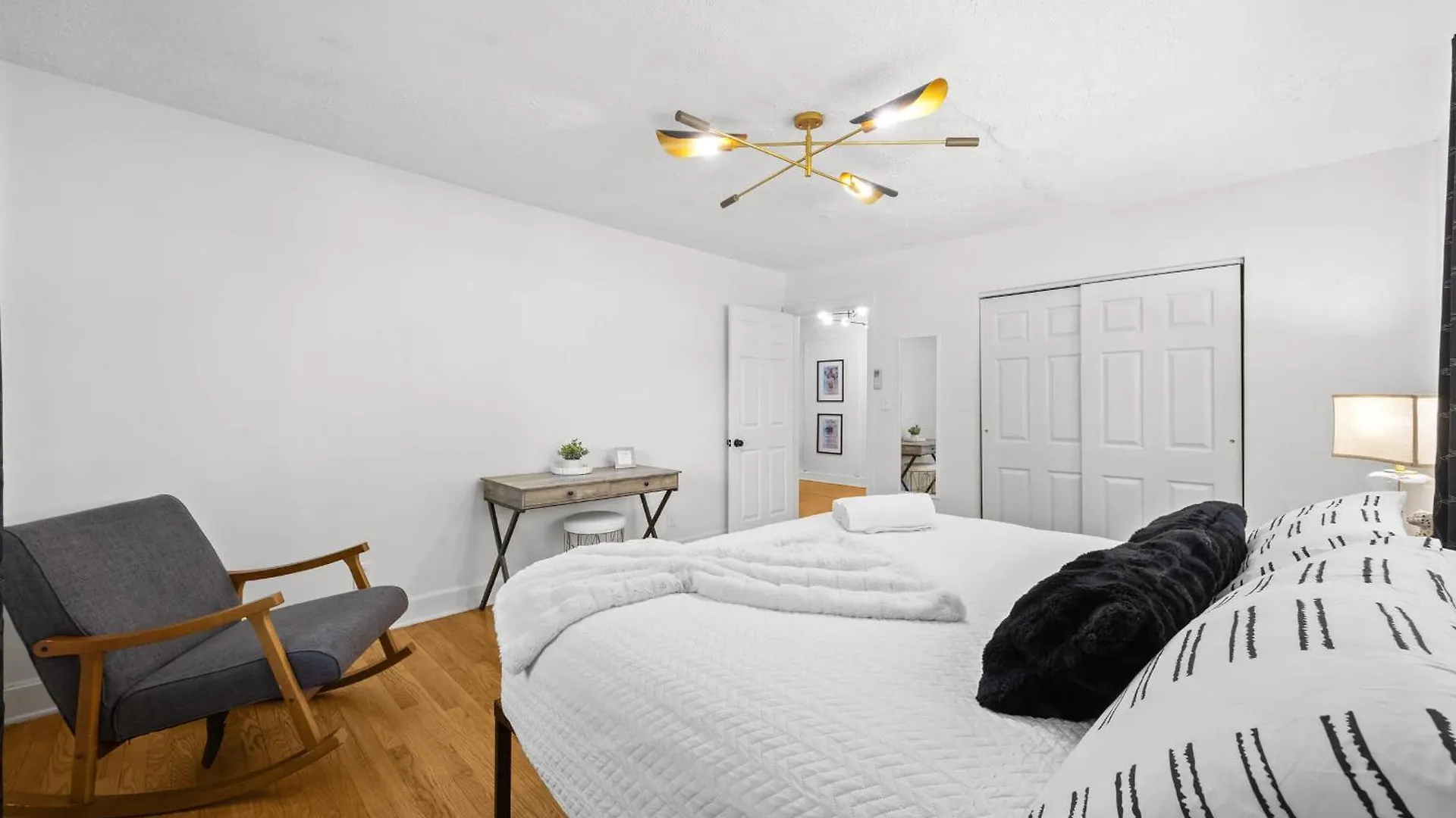 Apartamento 6 Spacious Units Close To Downtown & Expo Center Louisville